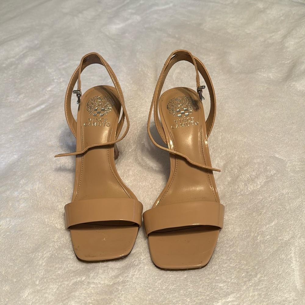 Vince Camuto Tan Heels